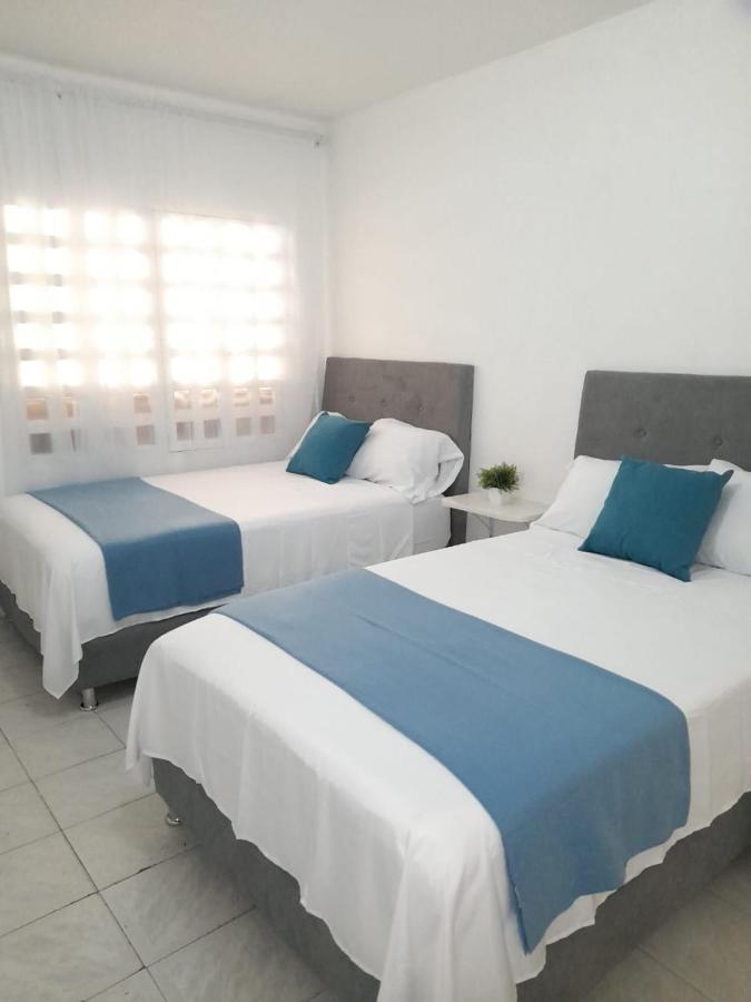 Tita'S Airport Hotel Cartagena 外观 照片