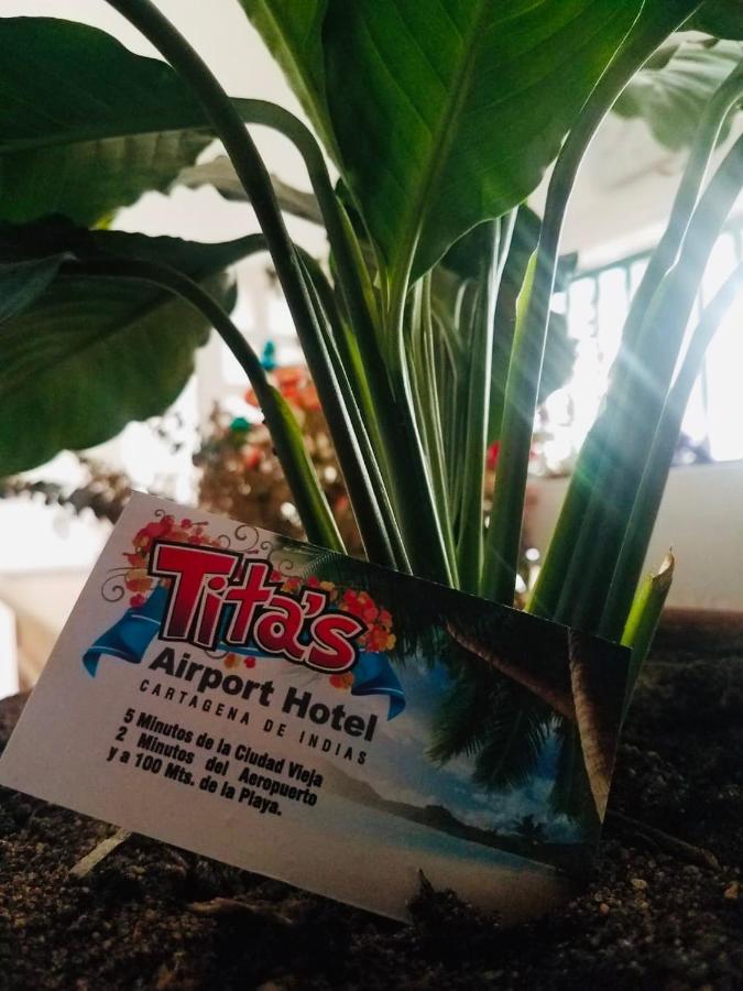 Tita'S Airport Hotel Cartagena 外观 照片