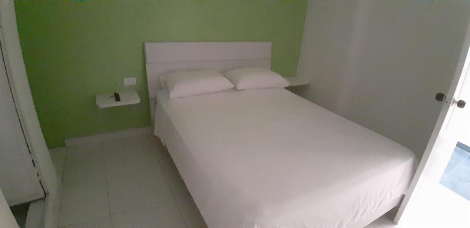 Tita'S Airport Hotel Cartagena 外观 照片